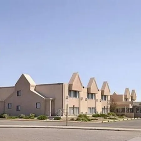 Super 8 By Wyndham Laramie
