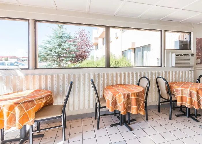 Super 8 By Wyndham